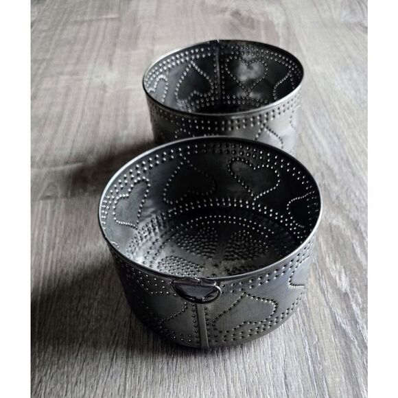 2 ~ Ivine's Tinwear Pierced Tin Heart Footed  Primitive Style PA Dutch 6"x3.5" - Picture 1 of 12